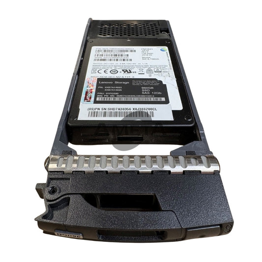 4XB7A14693 / 4XB7A14695 / 01PG590 - Lenovo ThinkSystem DE Series 960GB 1DWD SFF SSD